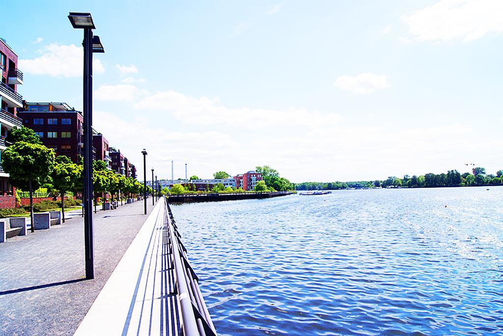 Apartments Rummelsburger Bucht Am Ostkreuz Berlin Exteriör bild